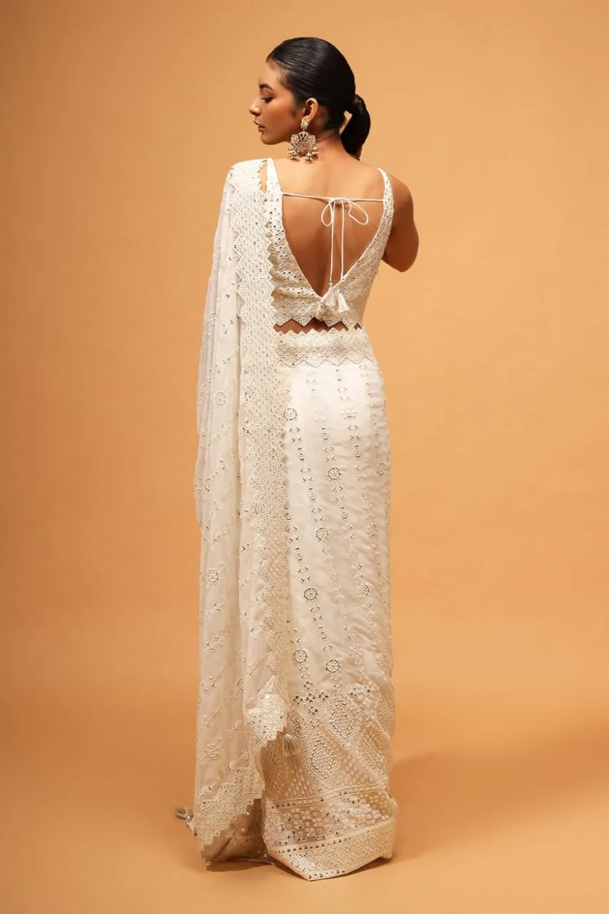 Exquisite White Designer Saree: Luxurious Georgette with Dazzling Embroidery & Sequins