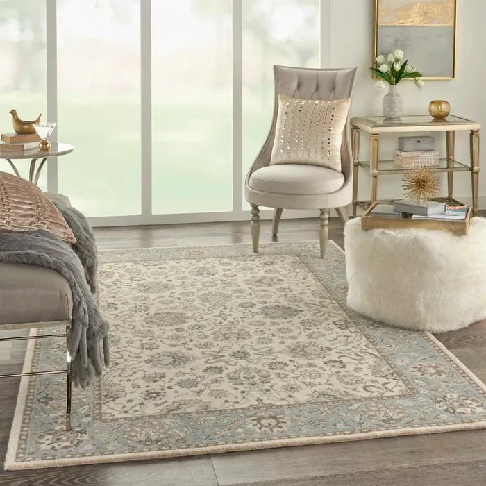 Living Treasures LI16 Ivory/Aqua Rug