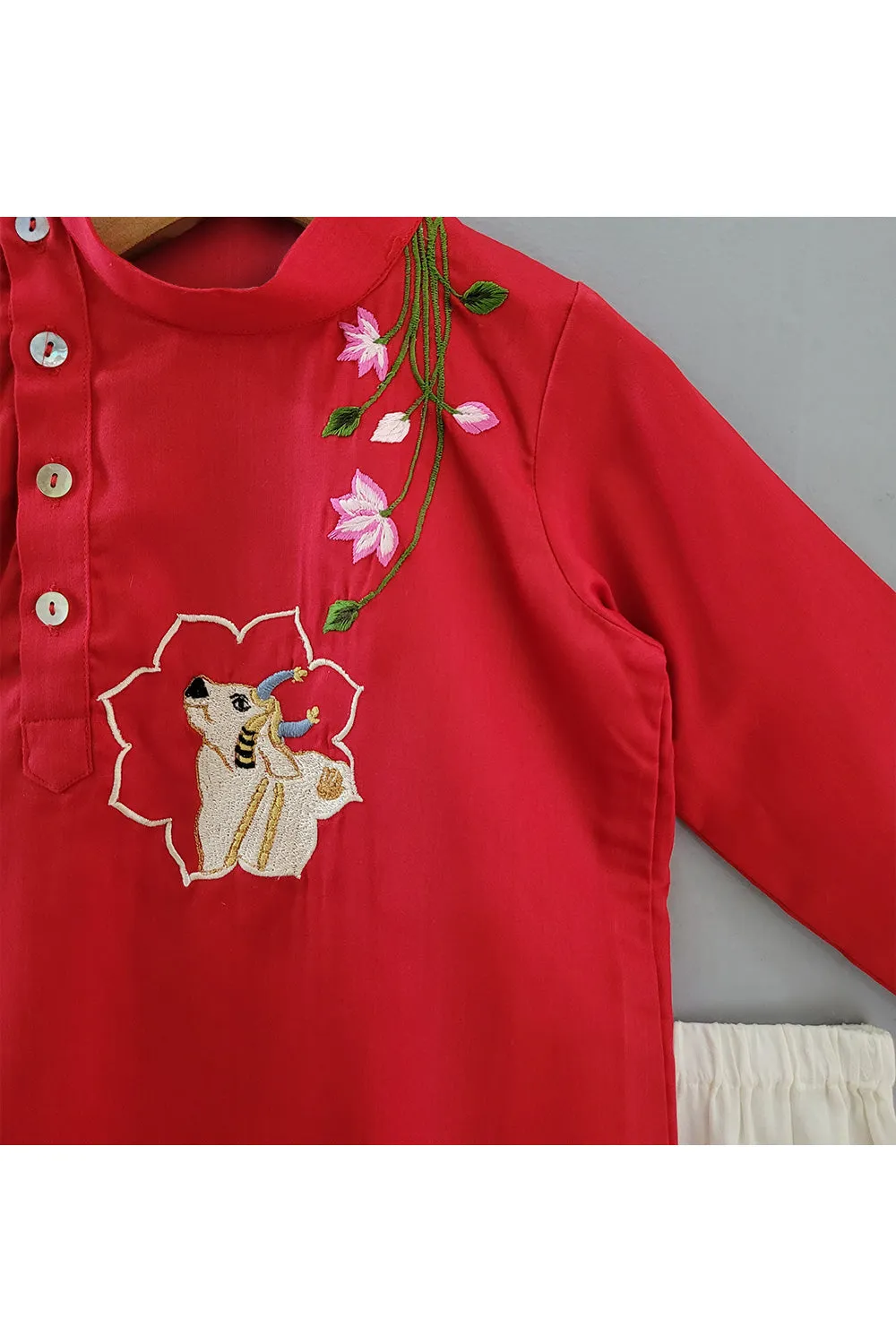 Red Pichwai Embroidered Kurta With Pyjama Set