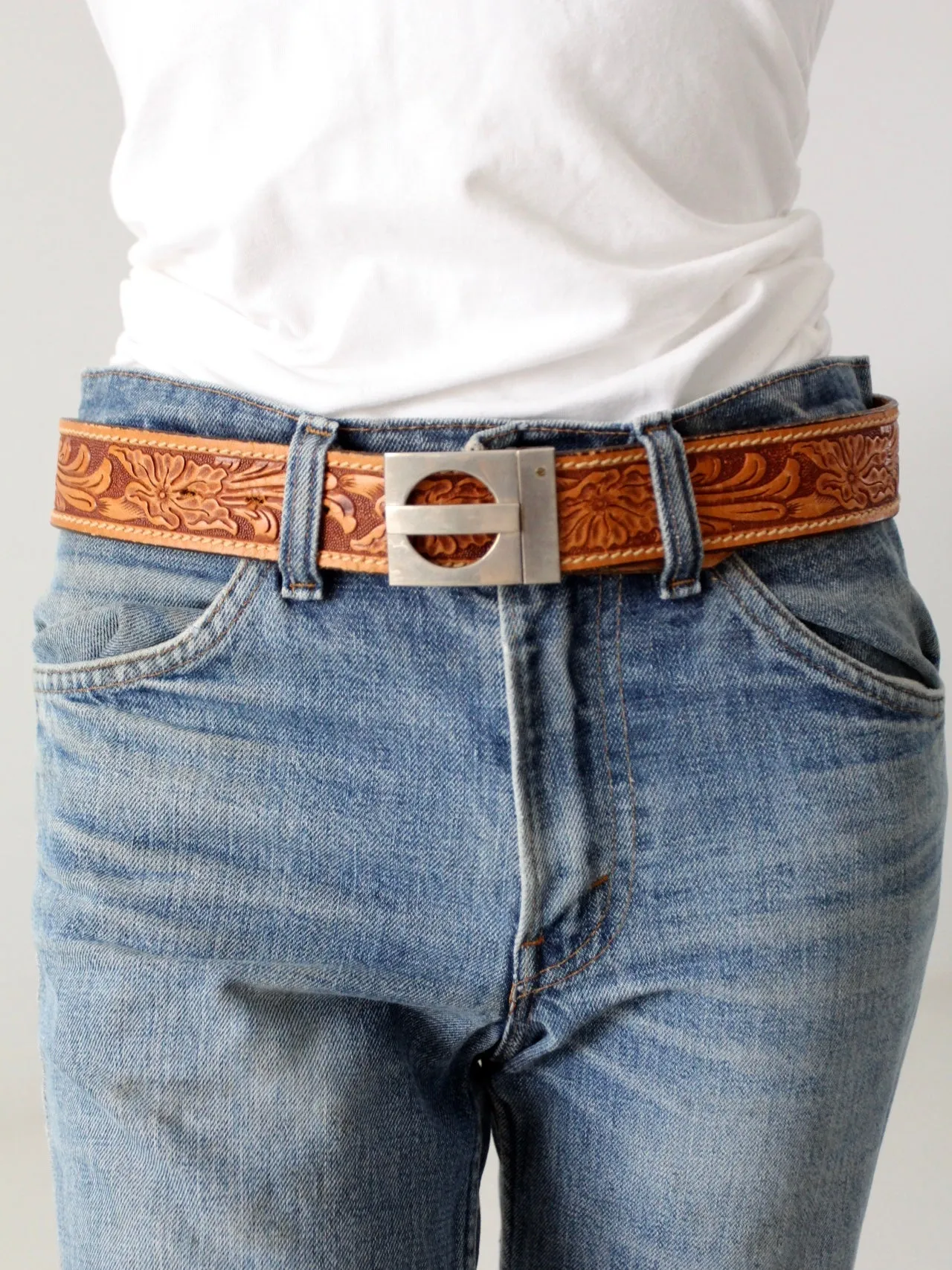 vintage 70s tooled leather belt