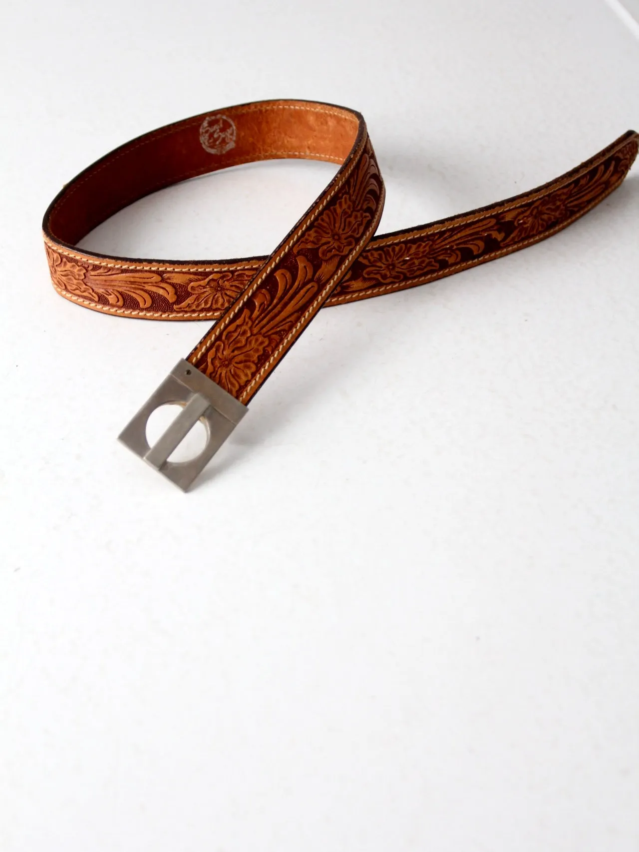 vintage 70s tooled leather belt